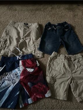 Kids Beige Cargo Shorts size 4